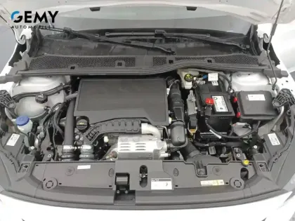 Photo 11 Peugeot 208 Gén. II Ph1 NG Allure 5