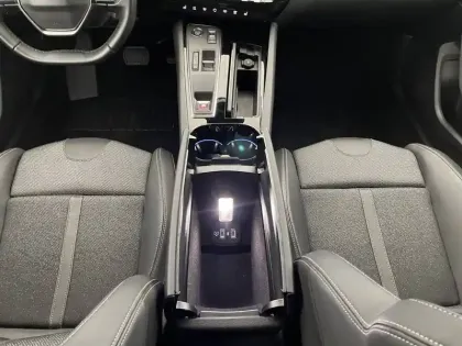 Photo 44 Peugeot 508  BlueHDi 130 ch S&S EAT8