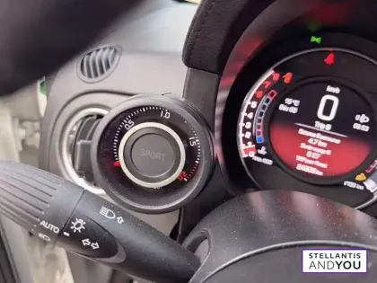 Photo 29 Abarth 500 695 1.4 Turbo 16V T-Jet 180 ch BVM5