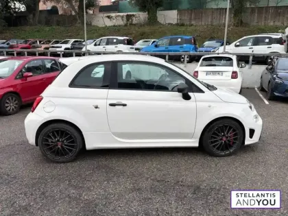 Photo 34 Abarth 500 695 1.4 Turbo 16V T-Jet 180 ch BVM5