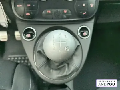 Photo 45 Abarth 500 695 1.4 Turbo 16V T-Jet 180 ch BVM5