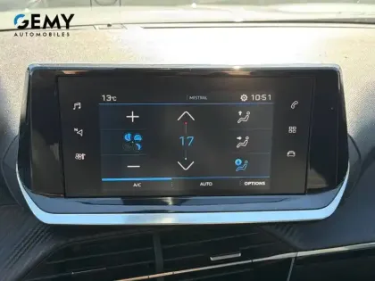 Photo 13 Peugeot 2008  PureTech 100 S&S BVM6