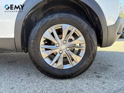 Photo 10 Peugeot 2008  PureTech 100 S&S BVM6