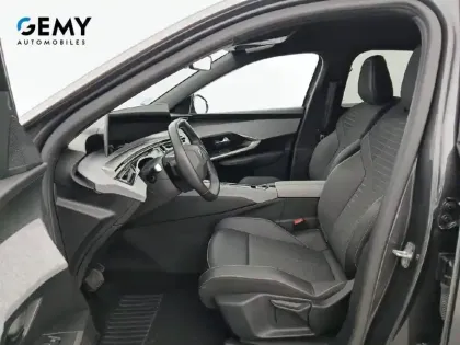 Photo 52 Peugeot 3008  Hybrid 136 e-DCS6