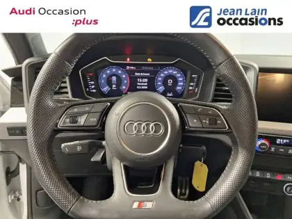 Photo 11 Audi A1  Sportback 40 TFSI 200 ch S tronic 6