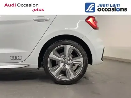 Photo 8 Audi A1  Sportback 40 TFSI 200 ch S tronic 6