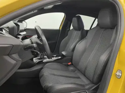 Photo 13 Peugeot 208  PureTech 100 S&S BVM6