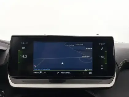 Photo 19 Peugeot 208  PureTech 100 S&S BVM6