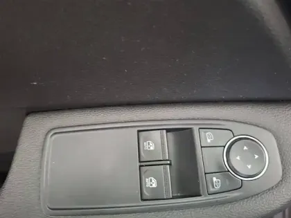 Photo 37 Renault Clio  TCe 90