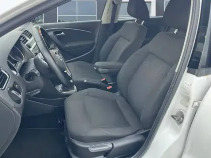 Photo 13 Volkswagen Polo  1.4 TDI 90 BMT DSG7