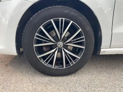 Photo 8 Volkswagen Polo  1.4 TDI 90 BMT DSG7