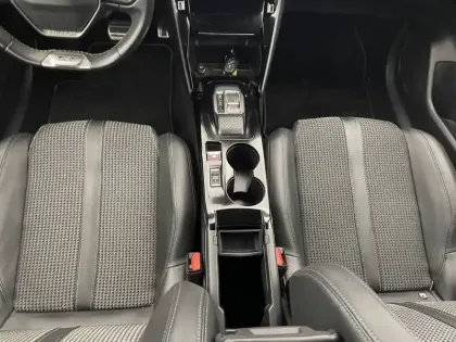 Photo 24 Peugeot 208  Electrique 50 kWh 136ch