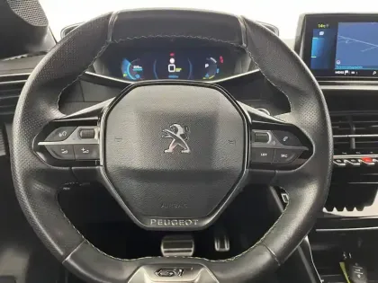 Photo 22 Peugeot 208  Electrique 50 kWh 136ch