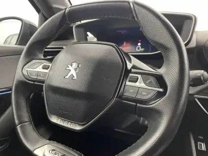 Photo 28 Peugeot 208  Electrique 50 kWh 136ch