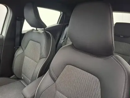 Photo 29 Renault Clio  E-Tech 140 - 21N