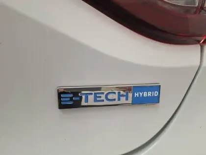 Photo 9 Renault Clio  E-Tech 140 - 21N