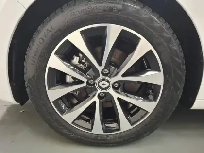 Photo 16 Renault Clio  E-Tech 140 - 21N