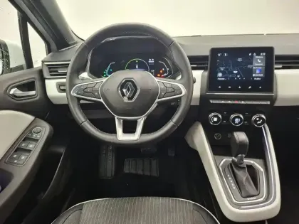 Photo 47 Renault Clio  E-Tech 140 - 21N