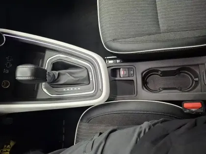 Photo 36 Renault Clio  E-Tech 140 - 21N