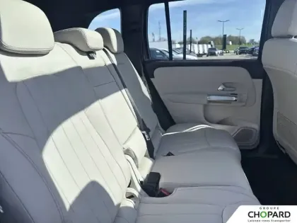 Photo 54 Mercedes GLB  200 d 8G-DCT