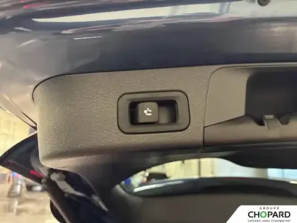 Photo 20 Mercedes GLB  200 d 8G-DCT