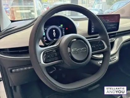 Photo 16 Fiat 500  3+1 e 95 ch