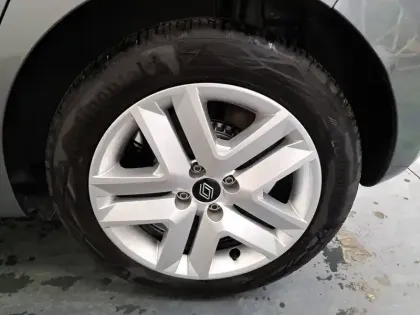 Photo 57 Renault Clio Gén. V (BJA) Ph2 Evolution 5