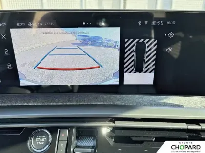 Photo 14 Peugeot 5008  Hybrid 145 ch e-DCS6