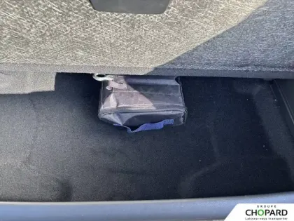 Photo 29 Peugeot 5008  Hybrid 145 ch e-DCS6