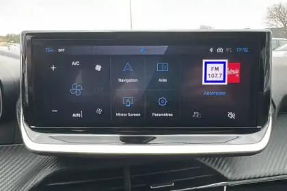 Photo 78 Peugeot 208  Hybrid 100 e-DCS6