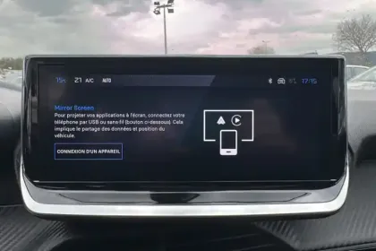 Photo 49 Peugeot 208  Hybrid 100 e-DCS6