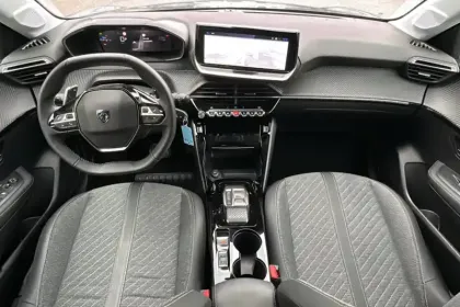 Photo 73 Peugeot 208  Hybrid 100 e-DCS6