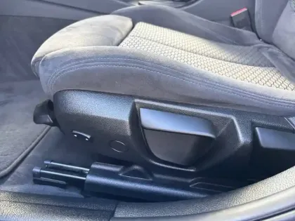 Photo 17 BMW Serie 3 320d 190 ch