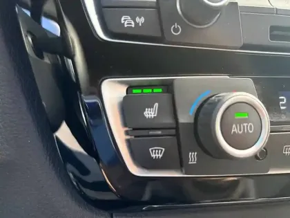 Photo 27 BMW Serie 3 320d 190 ch