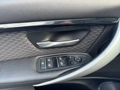 Photo 16 BMW Serie 3 320d 190 ch