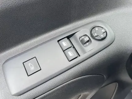 Photo 54 Opel Combo Gén. IV Ph2 Base 4