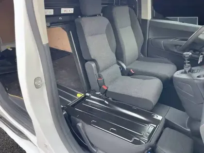Photo 73 Opel Combo  CARGO XL 950 KG BLUEHDI 100 S&S BVM6