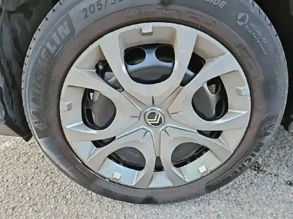 Photo 56 Citroën C3  Turbo 100 ch BVM6