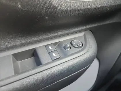 Photo 43 Citroën C3 Gén. IV Ph1 YOU 5