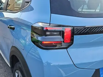 Photo 16 Citroën C3  Turbo 100 ch BVM6