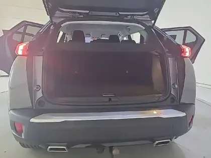 Photo 26 Peugeot 2008 Gén. II Ph1 NG Style 5