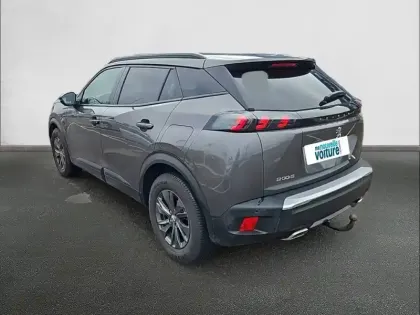 Photo 6 Peugeot 2008  PureTech 130 S&S EAT8