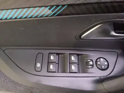 Photo 50 Peugeot 2008 Gén. II Ph1 NG Style 5