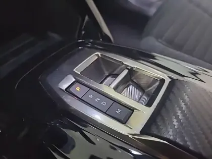 Photo 34 Peugeot 2008 Gén. II Ph1 NG Style 5