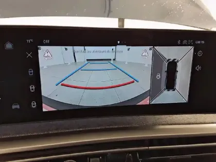 Photo 17 Peugeot 3008  Hybrid 145 e-DCS6