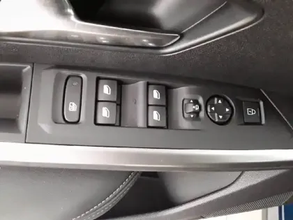 Photo 19 Peugeot 3008  Hybrid 145 e-DCS6