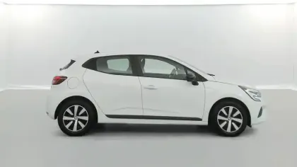 Photo 23 Renault Clio  E-Tech full hybrid 145