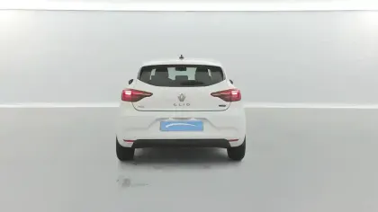 Photo 21 Renault Clio  E-Tech full hybrid 145