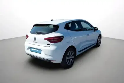 Photo 12 Renault Clio  E-Tech full hybrid 145