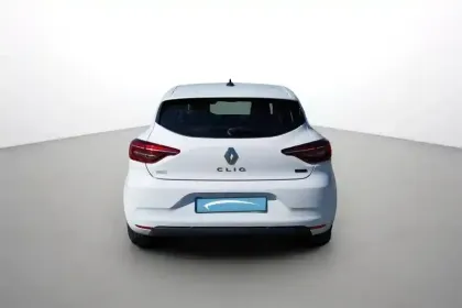 Photo 11 Renault Clio  E-Tech full hybrid 145